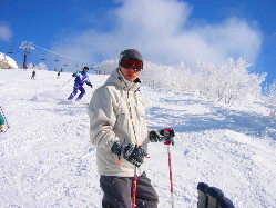 �l��ςȂ񂾂�ˁc�B