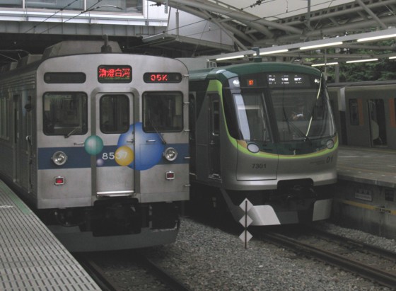 東急7000系+8500系 今も各地を走り続ける東急「譲渡車両」を追う〈東日本版