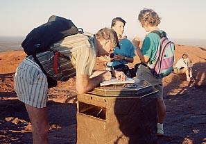 �G�A�[�Y�@�L����