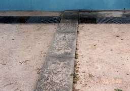 �R�����E��