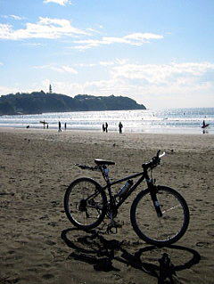 ���]�Ԃɏ���đ���Ó� �]�m���Ɏ~�߂� MOAB