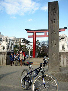 ���]�Ԃɏ���đ���Ó� �߉������{�O�Ɏ~�߂�MOAB