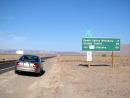 アメリカ 夏の旅行記 デスバレーへ向かう道。まさに灼熱。 Death Valley Junction 