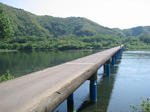 佐田沈下橋。四万十川最長らしい