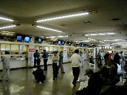 �g�D���[����