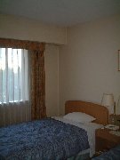 �z�e������